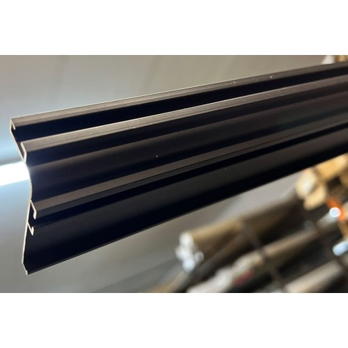 Профіль L GOLA LS для фасадів без ручок Чорний мат, L-4200 мм - 5353