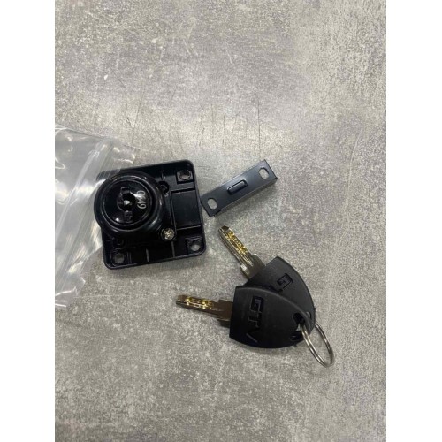 Замок квадратний GTV CF-138 з електронним ключем чорний - 14723