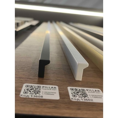 Меблі ручка PILLAR чорний мат. C-3х352мм L-1200мм - UA-PILLAR-1200-20M