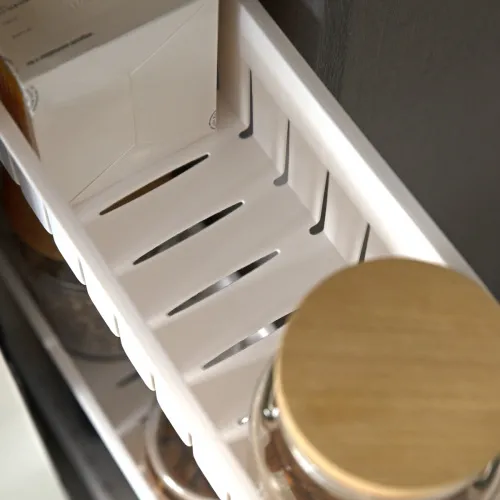 Вузька триярусна етажерка на колесах, біла, 720х540х120 мм, поліпропілен