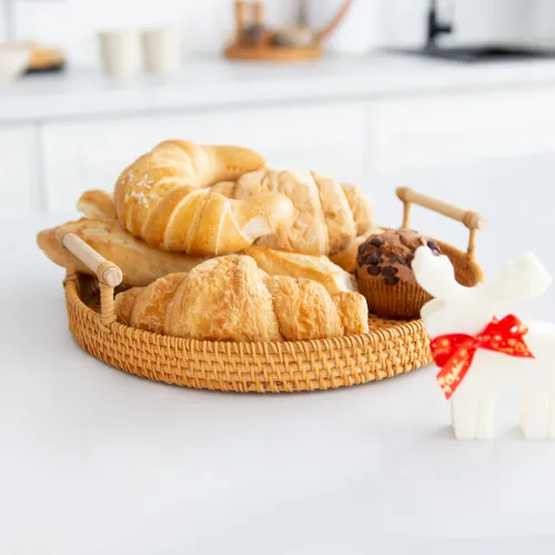 Піднос із ротанга коричневий 280х30 мм для подачі та зберігання дрібниць.