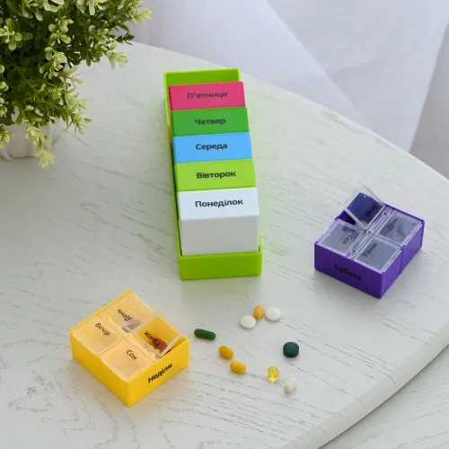 Органайзер для таблеток на 7 днів, зелений, прямокутний, із поліпропілену, 200х60х64 мм