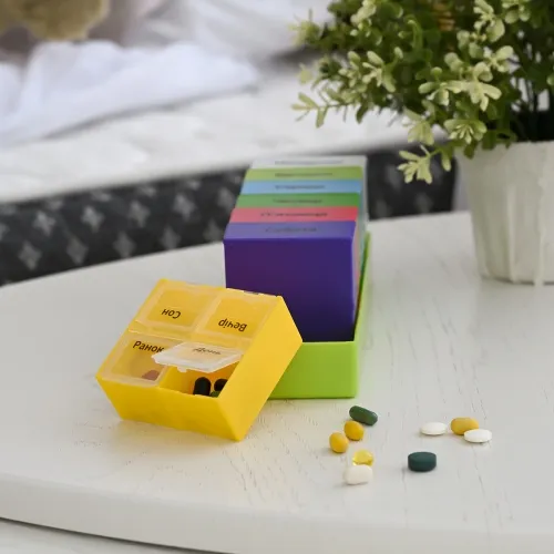 Органайзер для таблеток на 7 днів, зелений, прямокутний, із поліпропілену, 200х60х64 мм