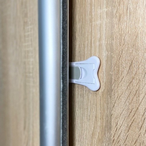 Замок для шафи-купе BS-19 білий 2шт. - BS-19 WHITE