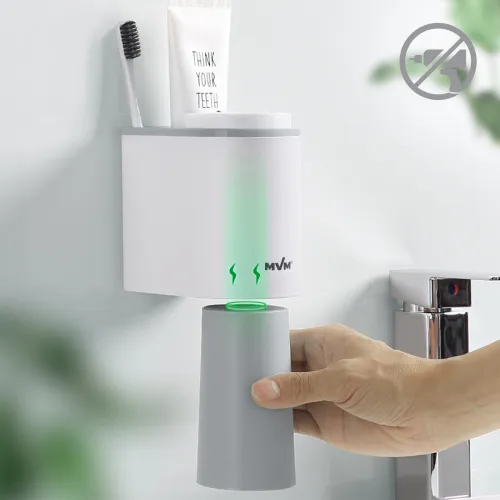 Тримач для зубних щіток MVM з 2 склянками, білий/сірий, що клеиться, ABS пластик, 109х83х128 мм