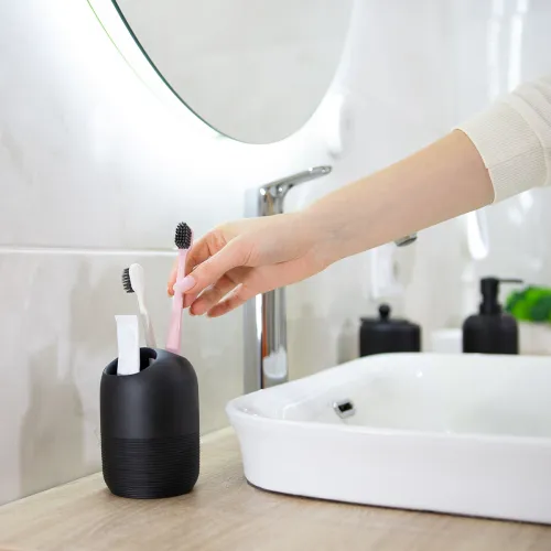 Подставка для зубных щеток и пасты BOSTON, черная, 78х112 мм, непрозрачная смола