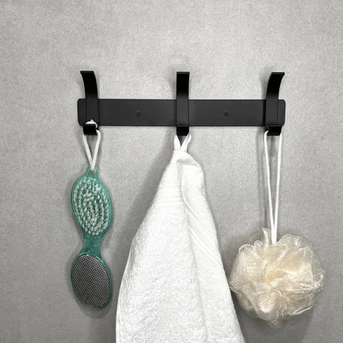 Вешалка на 3 крючка из алюминиевого сплава черного цвета 235х70 мм